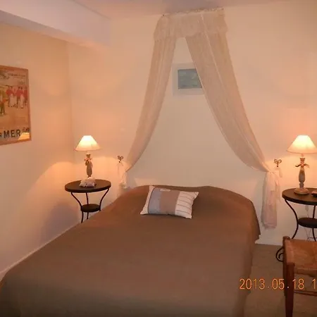 Bilderdijklaan 8 Chateau Petit Sable Apartment